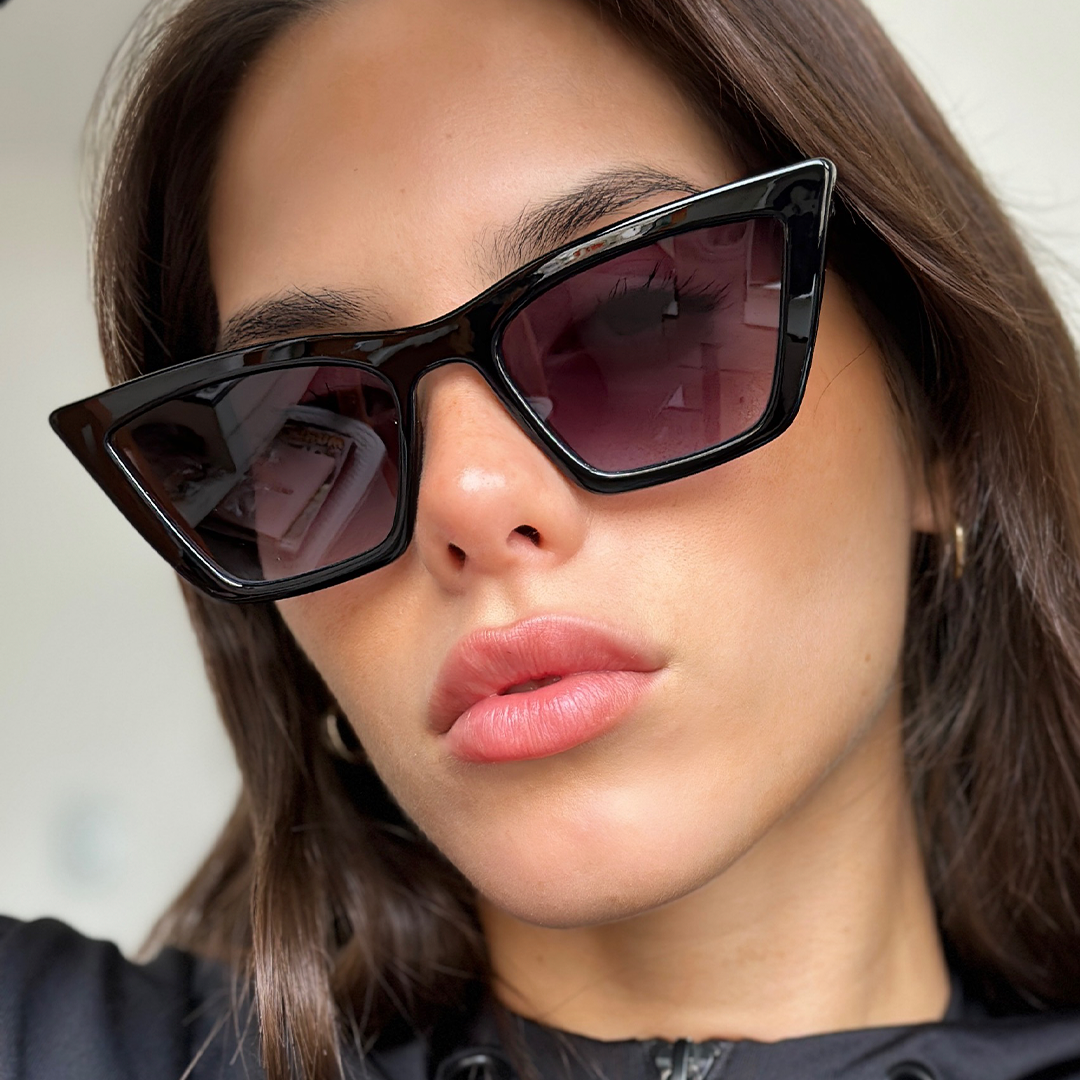 Óculos de sol Frida - Preto Brilhante - Lente Gradiente Cinza