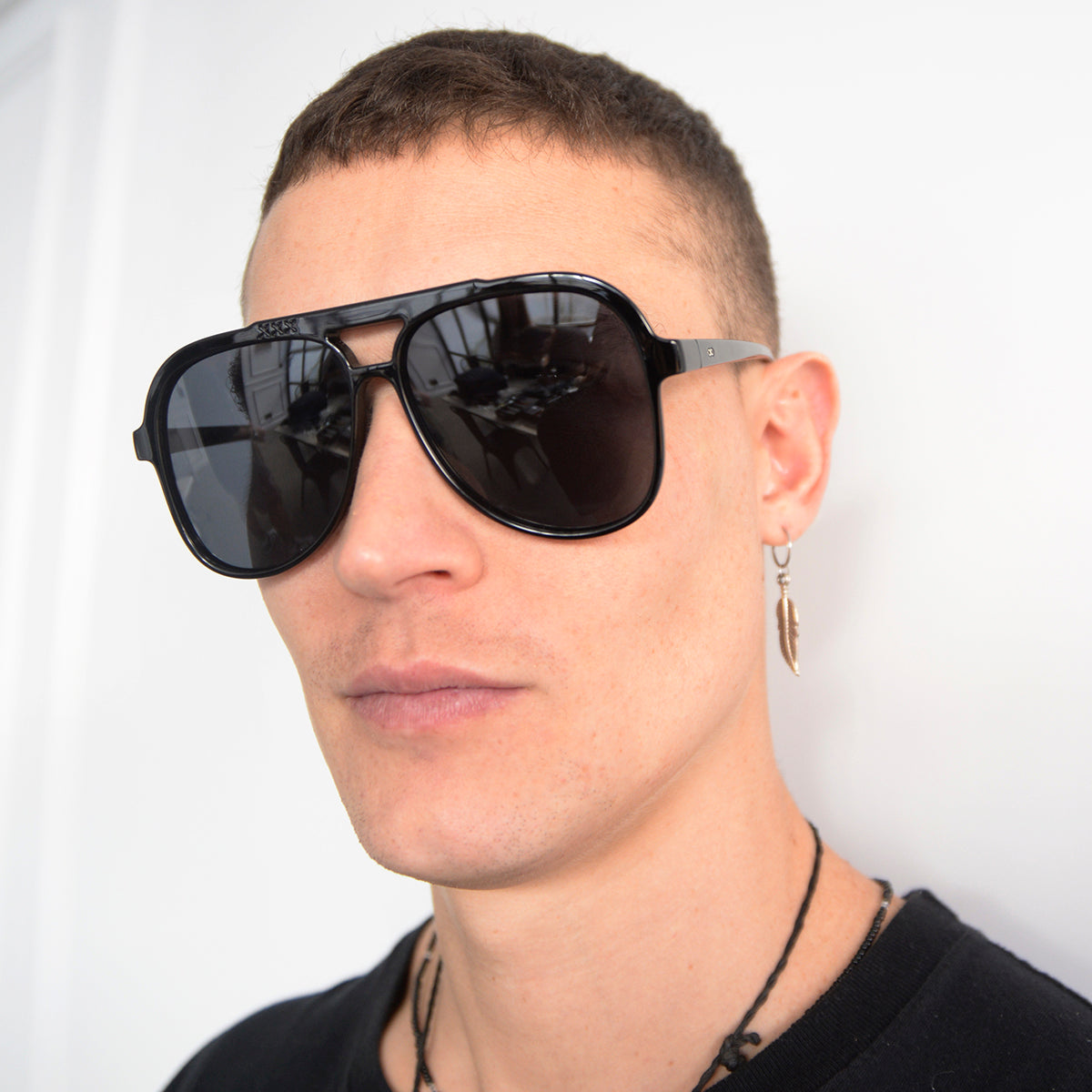 ÓCULOS DE SOL Triple XXX - Preto Brilhante - Lente Polarizada Cinza