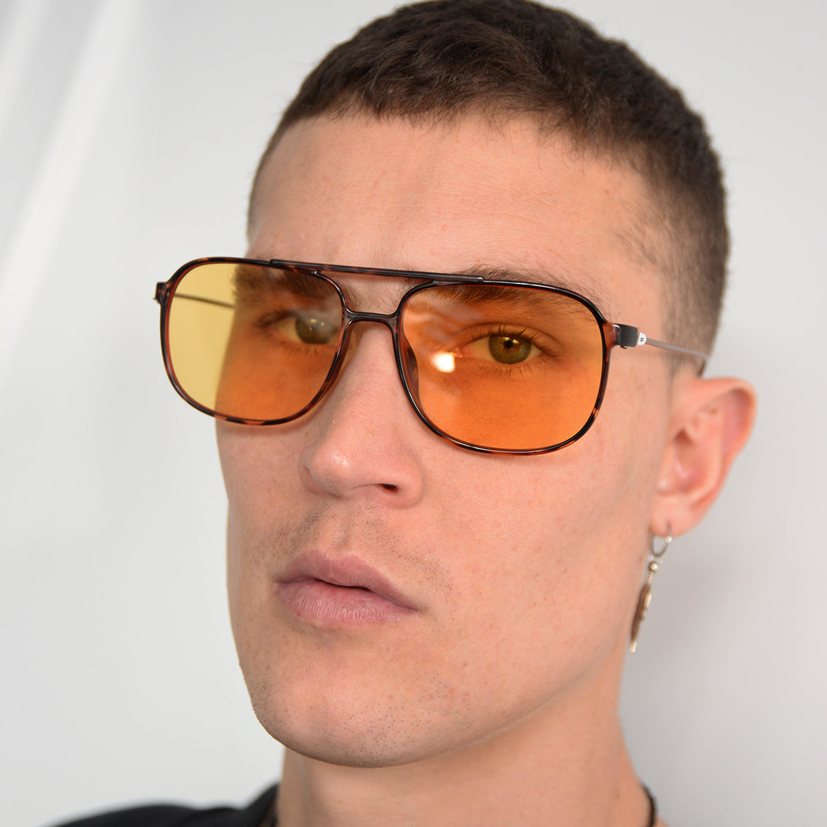 Óculos de sol Caravan - Metal Tartaruga - Lente Amarela