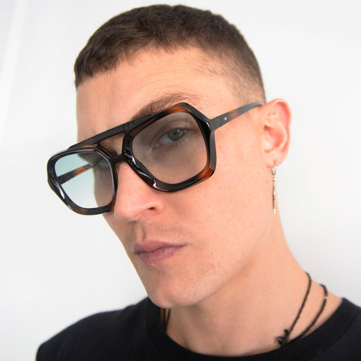 ÓCULOS DE SOL TIGER - Tartaruga - Lente Gradiente Verde