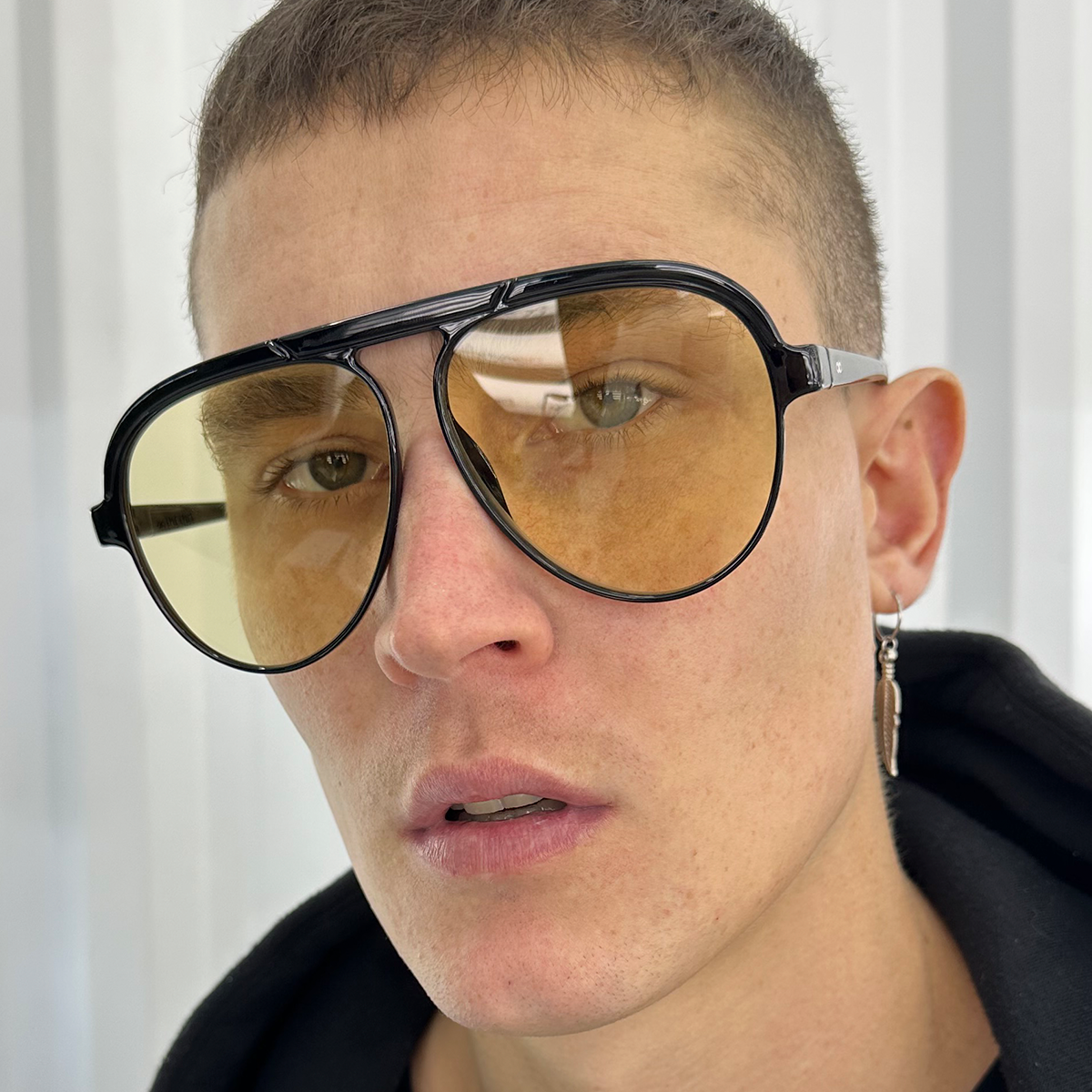 Óculos de Sol Paris - Preto Brilhante - Lente Amarela