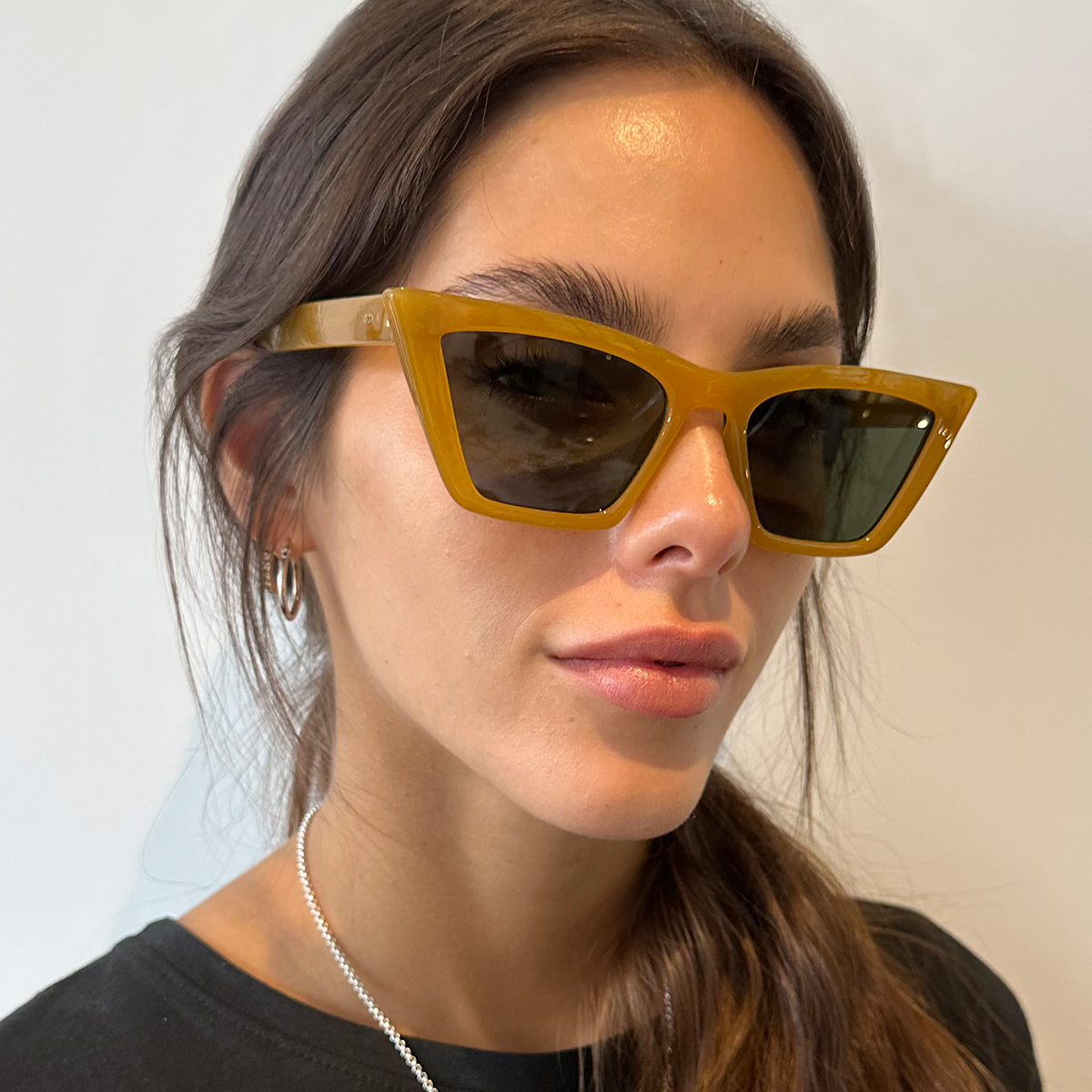 Óculos de sol Frida - Mel - Lente Verde