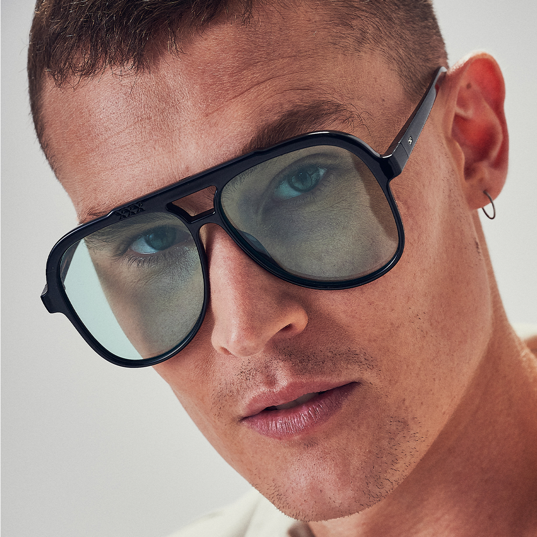 ÓCULOS DE SOL Triple XXX - Preto Brilhante - Lente Turquesa