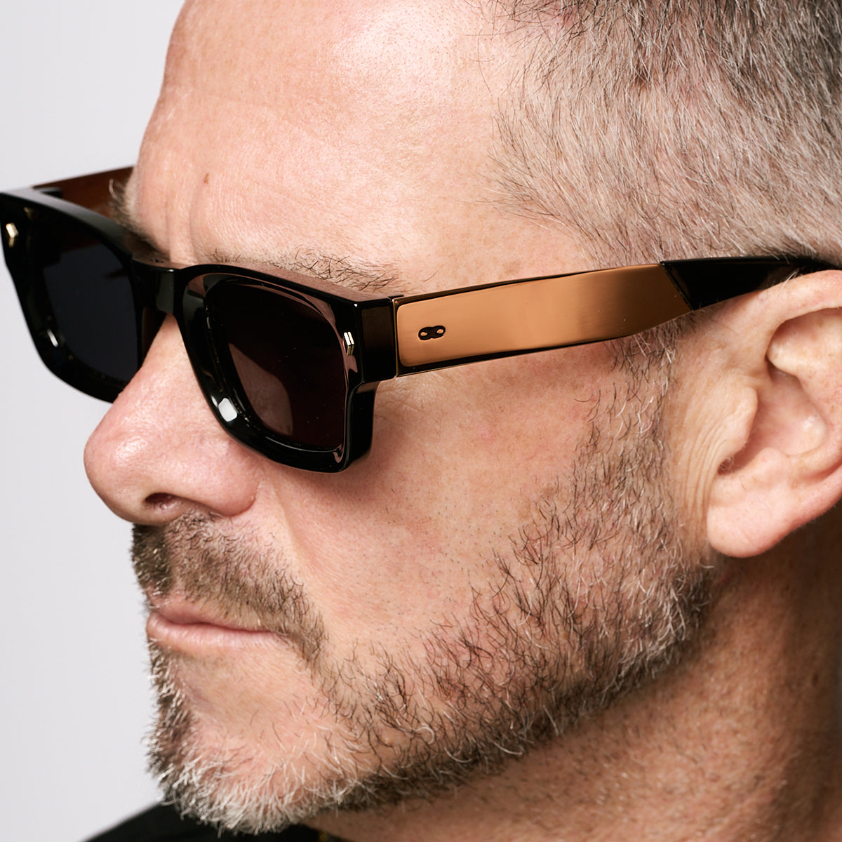 ÓCULOS DE SOL Admiration - Preto Brilhante Metal - Lente Cinza