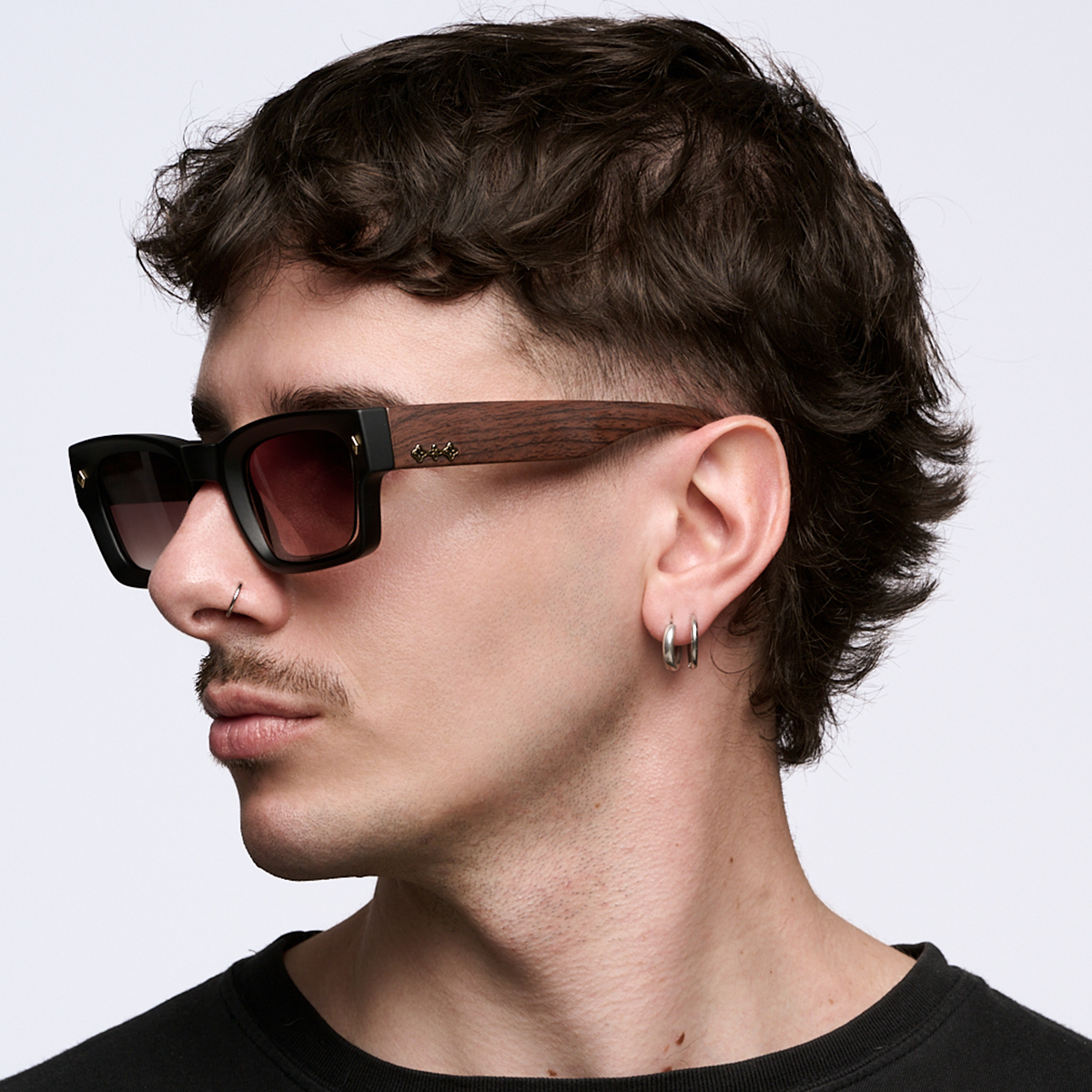 ÓCULOS DE SOL Admiration - Preto Fosco Wood - Lente Marrom Degradada