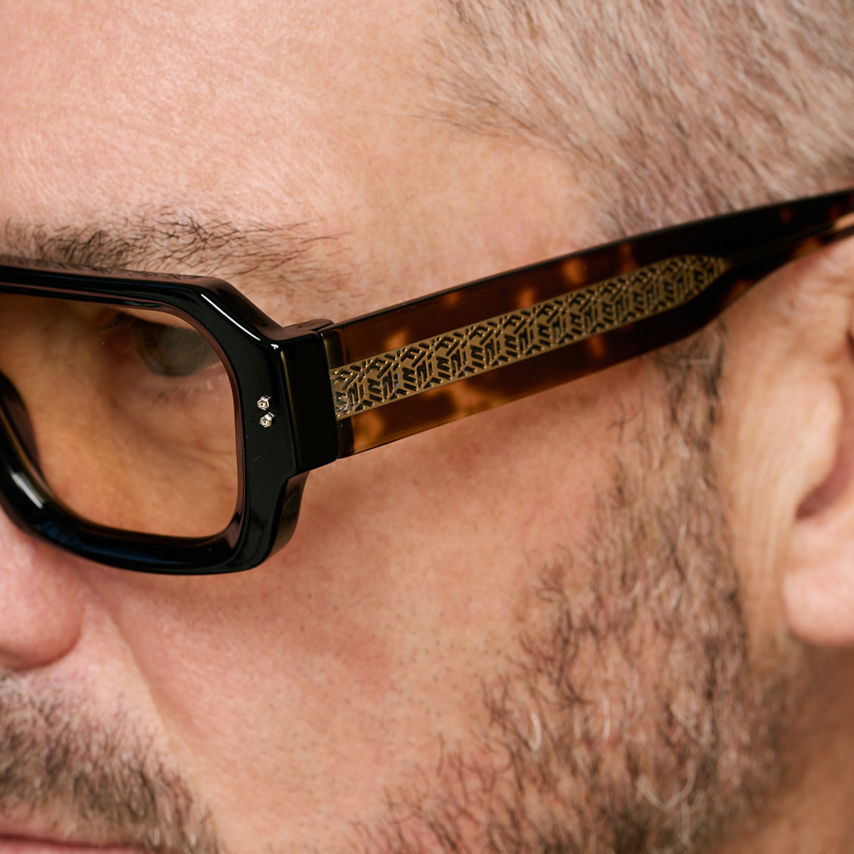 ÓCULOS DE SOL Bronx - Preto Brilhante Havana - Lente Torrada