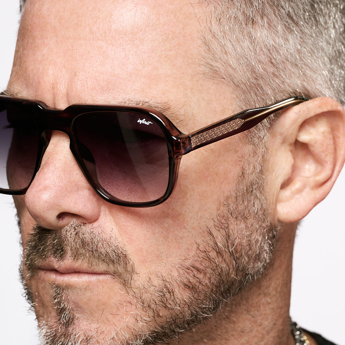 ÓCULOS DE SOL Burdeos - Havana Wood - Lente Cinza Degradada