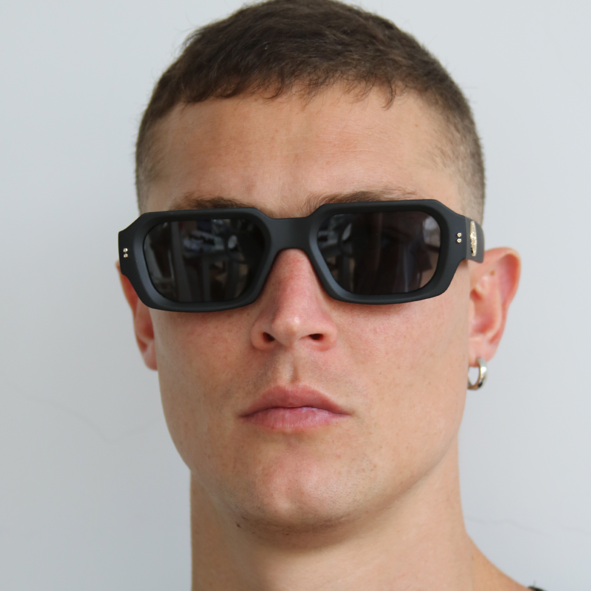 Óculos de sol Bronx Premium Series - Preto Fosco Uroboro - Lente Cinza