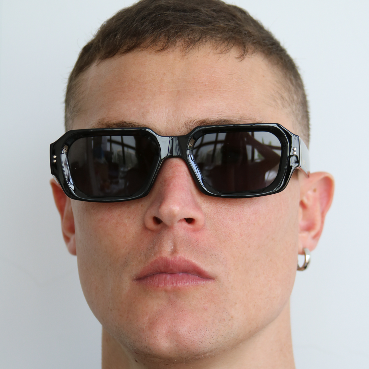 Óculos de sol Bronx Premium Series - Preto Brilhante Uroboro - Lente Cinza