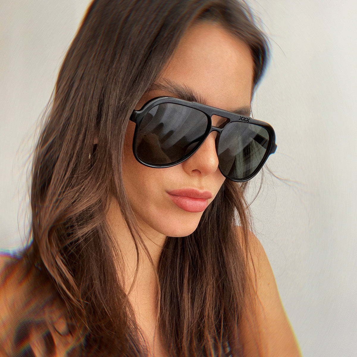 ÓCULOS DE SOL Triple XXX - Preto Brilhante - Lente Polarizada Cinza