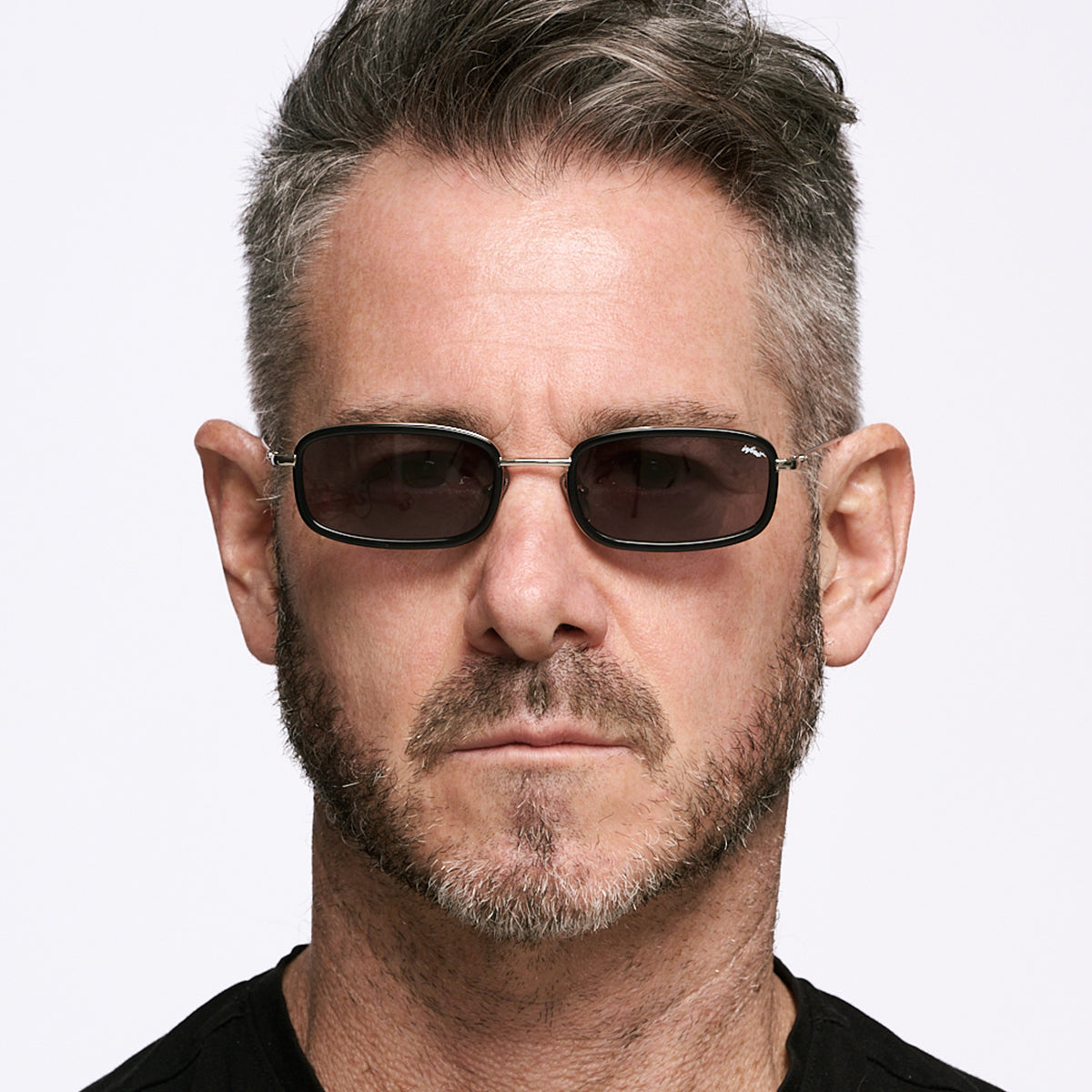 Óculos de sol Tyler - Preto Brilhante- Lente Cinza