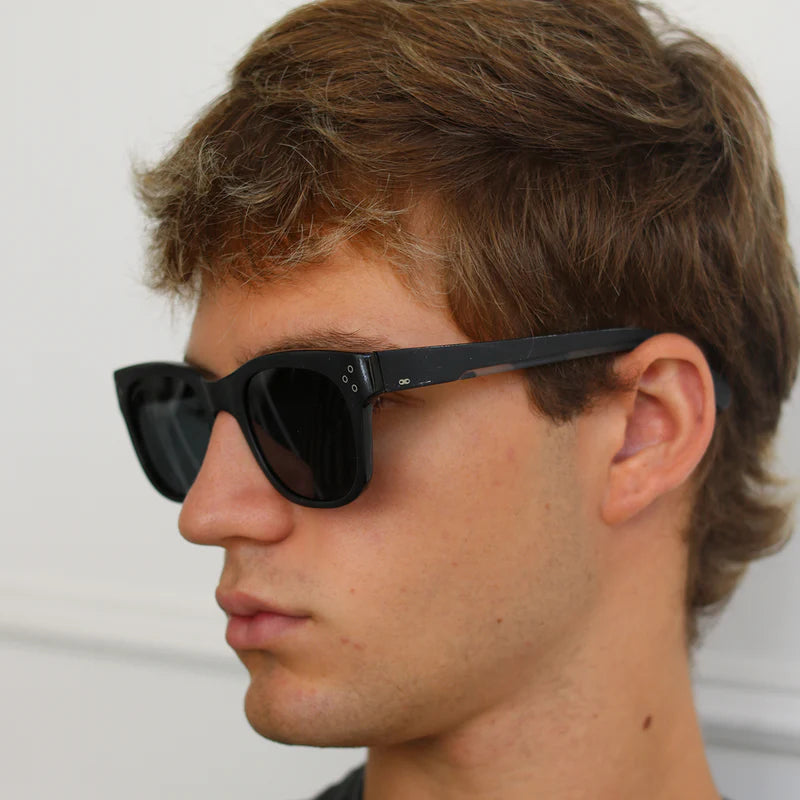 ÓCULOS DE SOL ZAMNA - Preto Brilhante Demi - Lente Cinza Polarizado