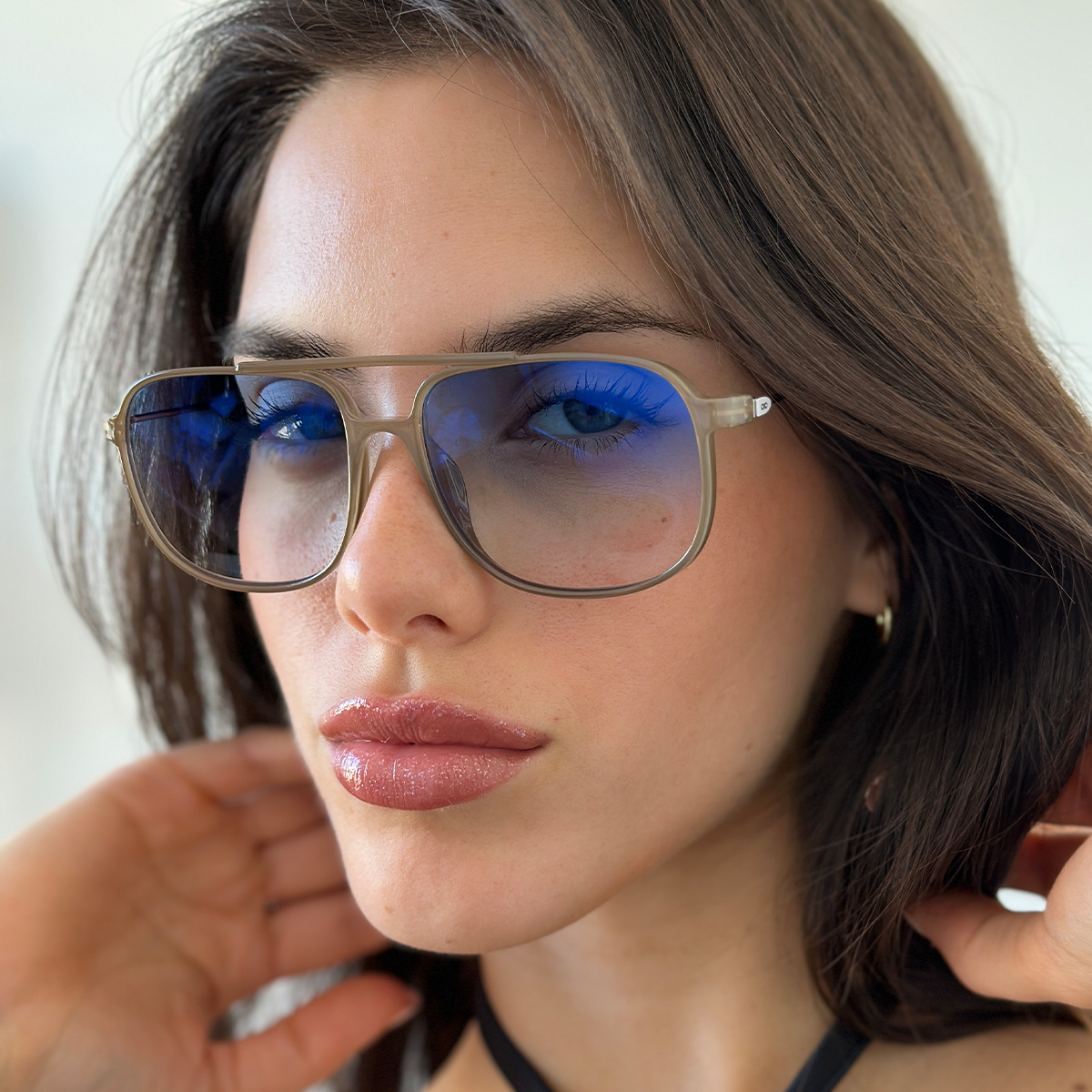 ÓCULOS DE SOL Caravan - Marrom Leitoso - Lente Azul Degradada