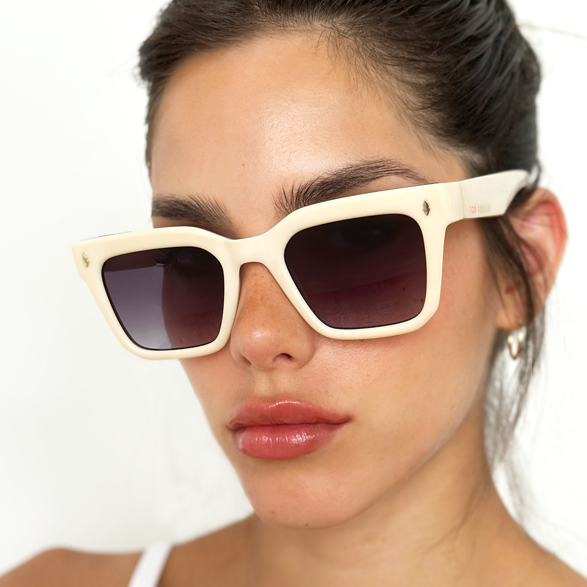 ÓCULOS DE SOL Jacobs Eco Briller - Bone - Lente degradada de fumaça