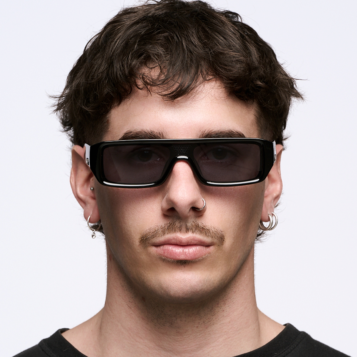 ÓCULOS DE SOL Beijing - Preto Brilhante - Lente Cinza