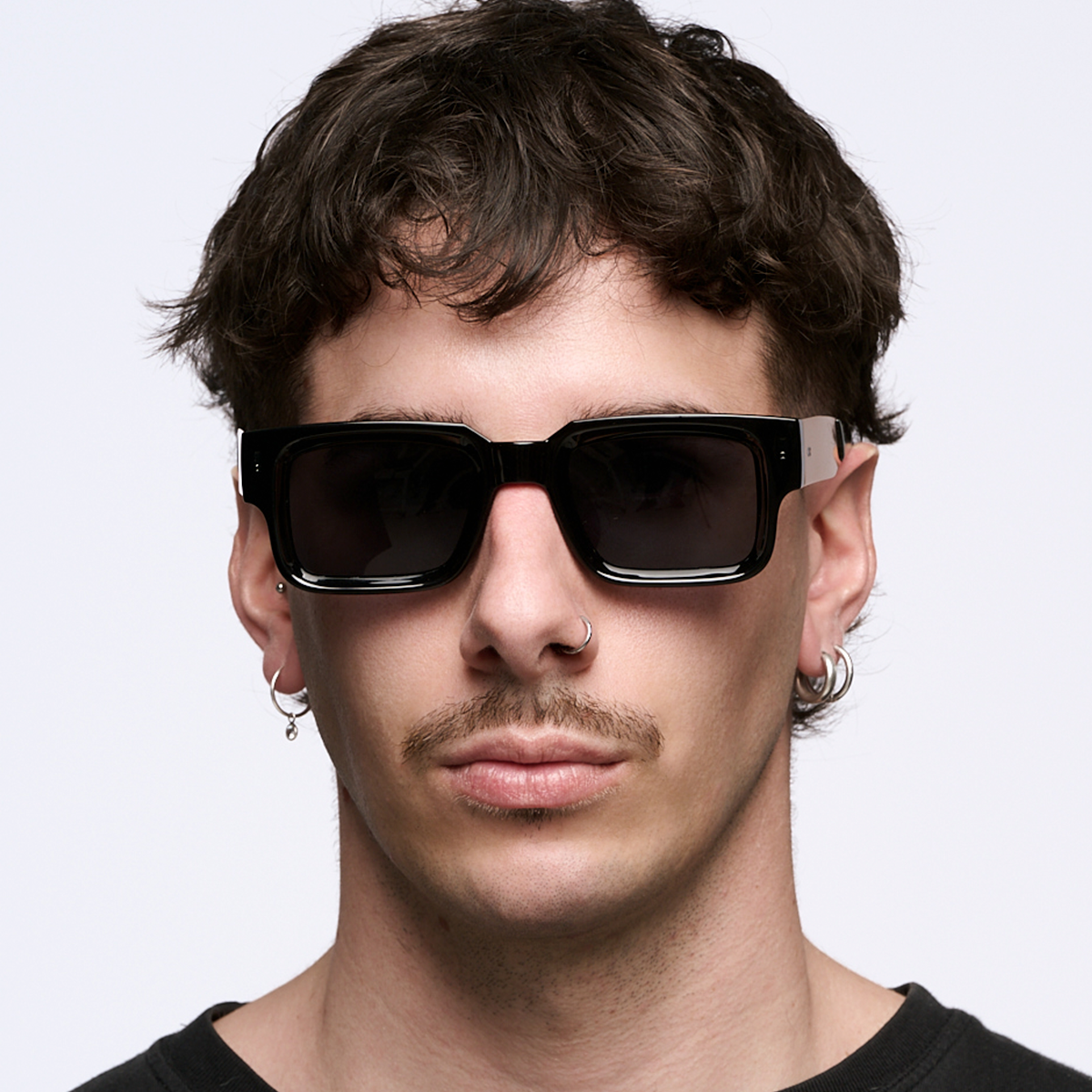 ÓCULOS DE SOL Exclamation - Preto Brilhante Metal - Lente Cinza