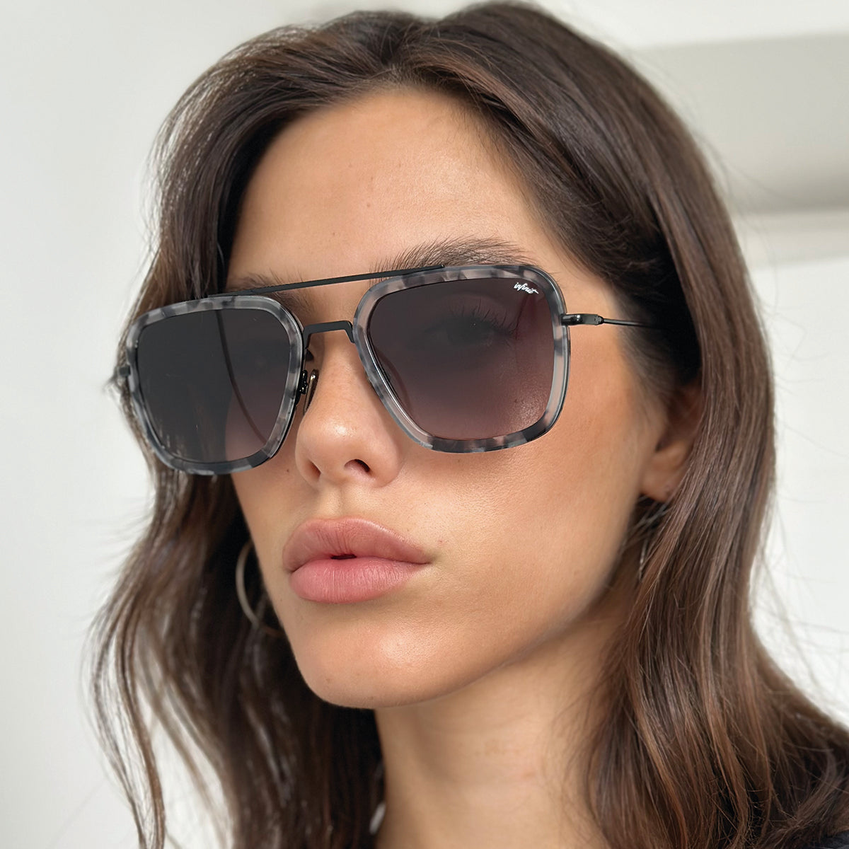 ÓCULOS DE SOL Montecarlo - Luxury Series - Cinza Demi - Lente degradada cinza
