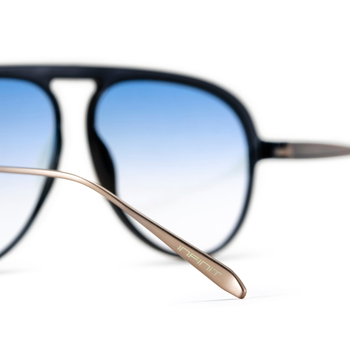 ÓCULOS DE SOL Paris - Metal Preto Brilhante - Lente Degradada Azul