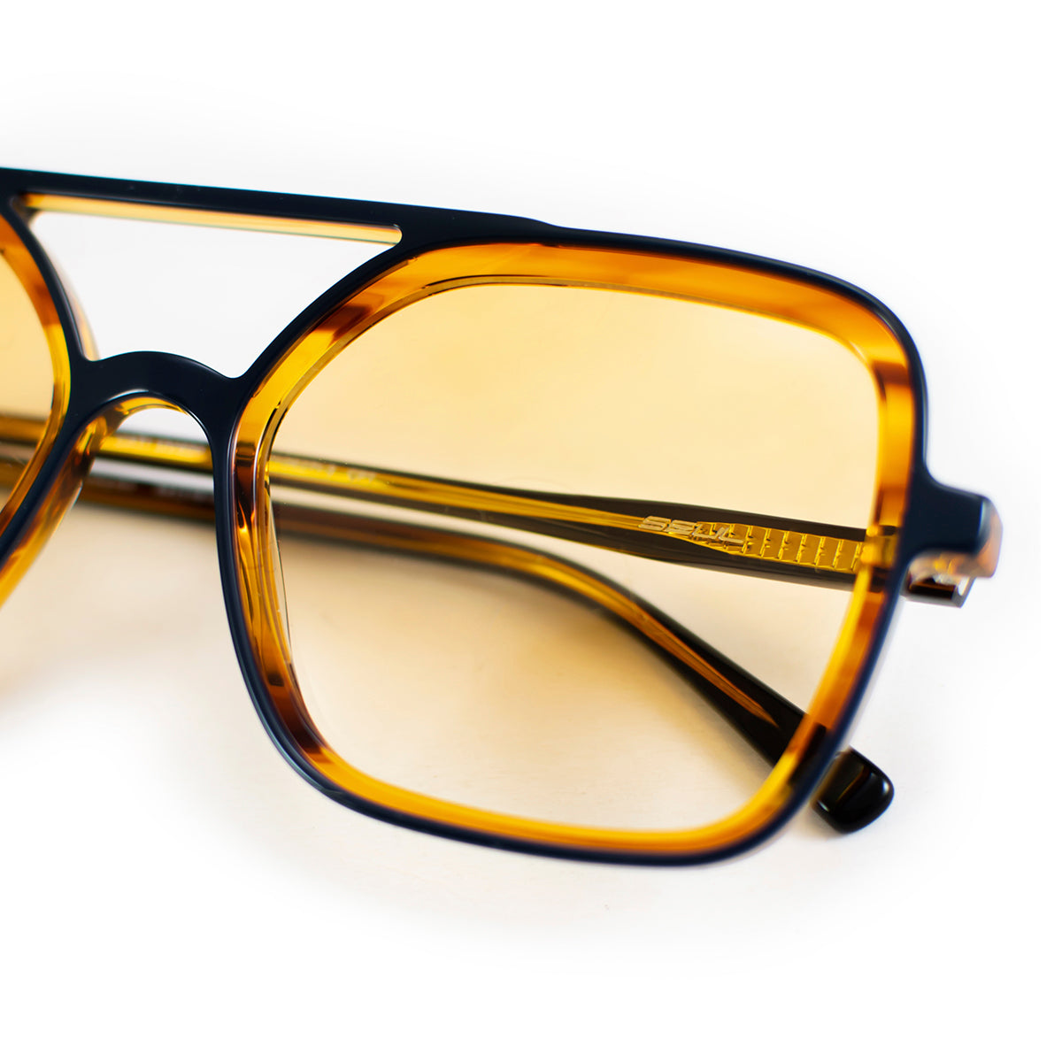 ÓCULOS DE SOL Seul - Premium Series - Âmbar - Lente degradada Laranja