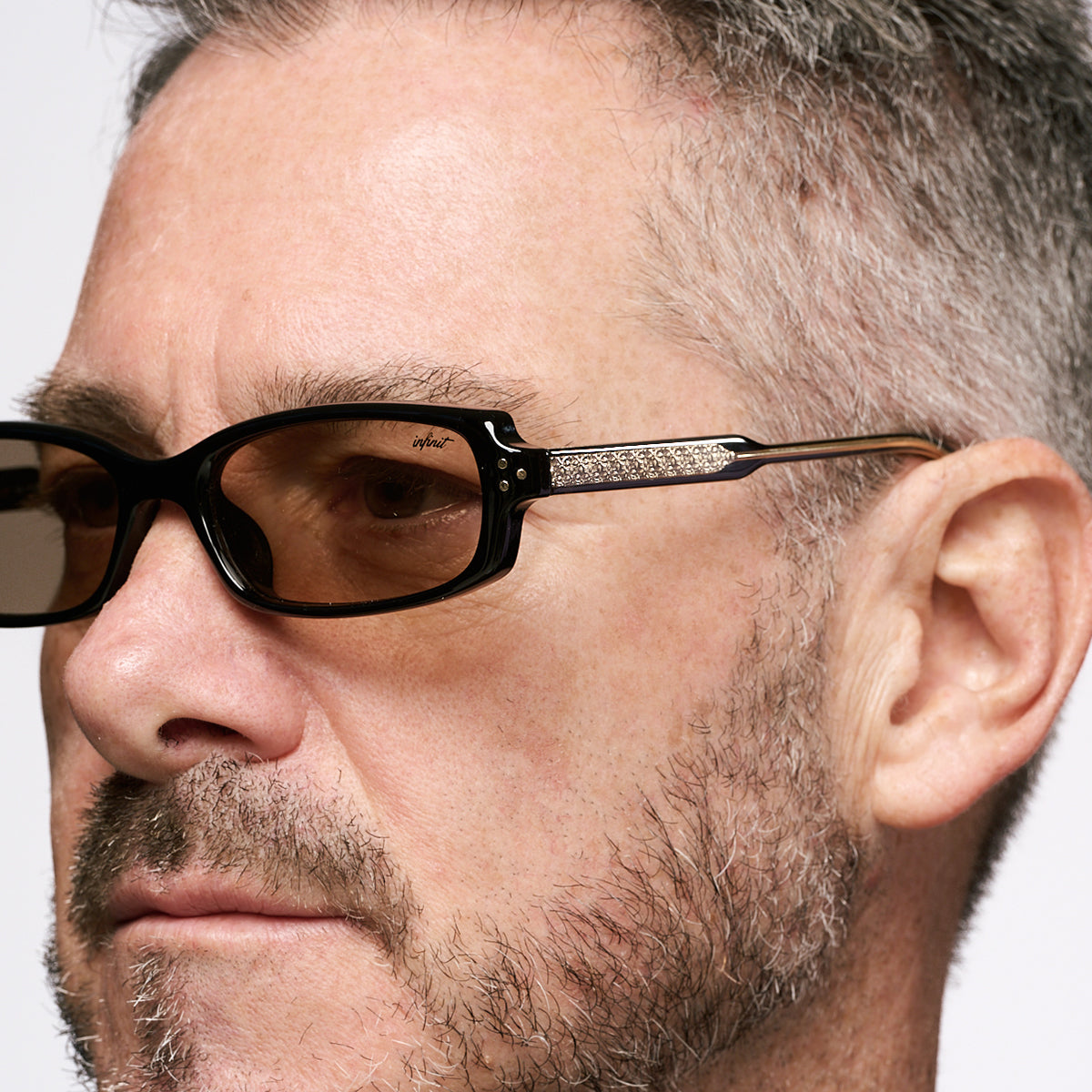 ÓCULOS DE SOL Virgil - Preto Brilhante - Lente Cinza Claro