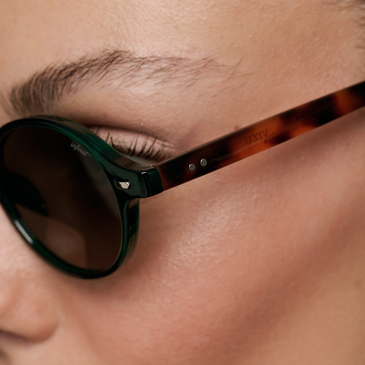 ÓCULOS DE SOL Vizu - Chá - Lente Chá